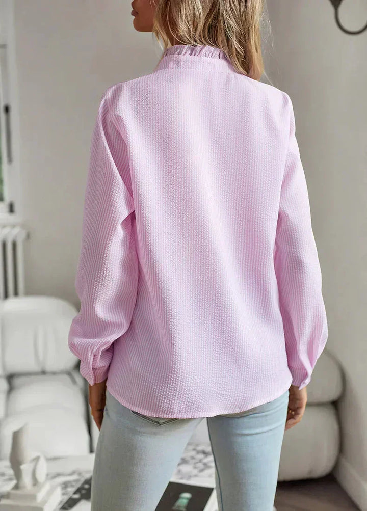 Blusa Elegante de Mujer con Corte Entallado