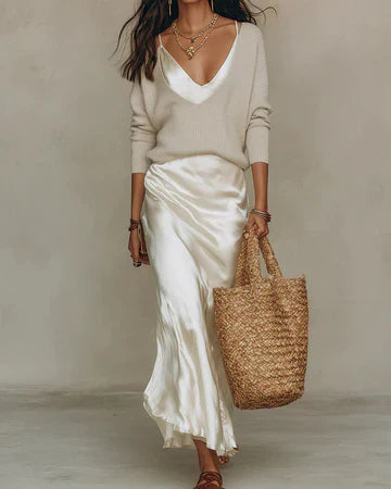 Conjunto Midi Satén con Jersey de Punto Elegante